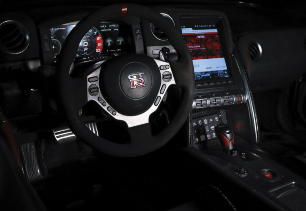 Motec R35 Gt R Kit MOTEC C1212 DISPLAY KIT FOR R35 GT-R | Precision Performance And Coatings